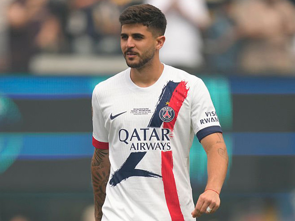 Paris Saint-Germain Siap Lepas Lucas Beraldo dengan Dua Syarat